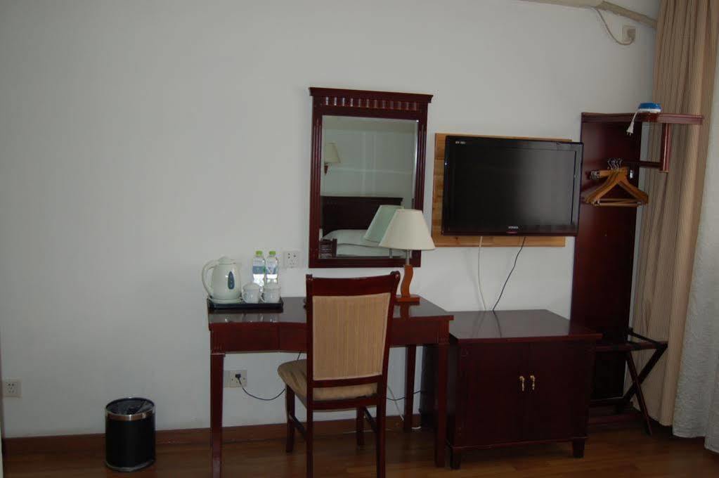 Lakeside Holiday Inn Sanghaj Kültér fotó