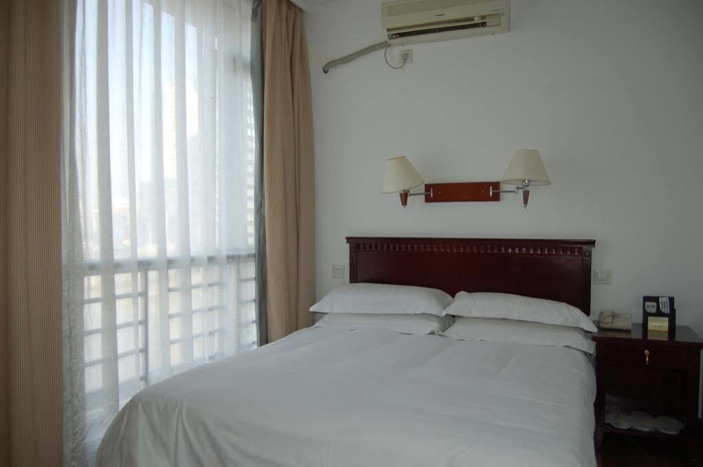 Lakeside Holiday Inn Sanghaj Kültér fotó